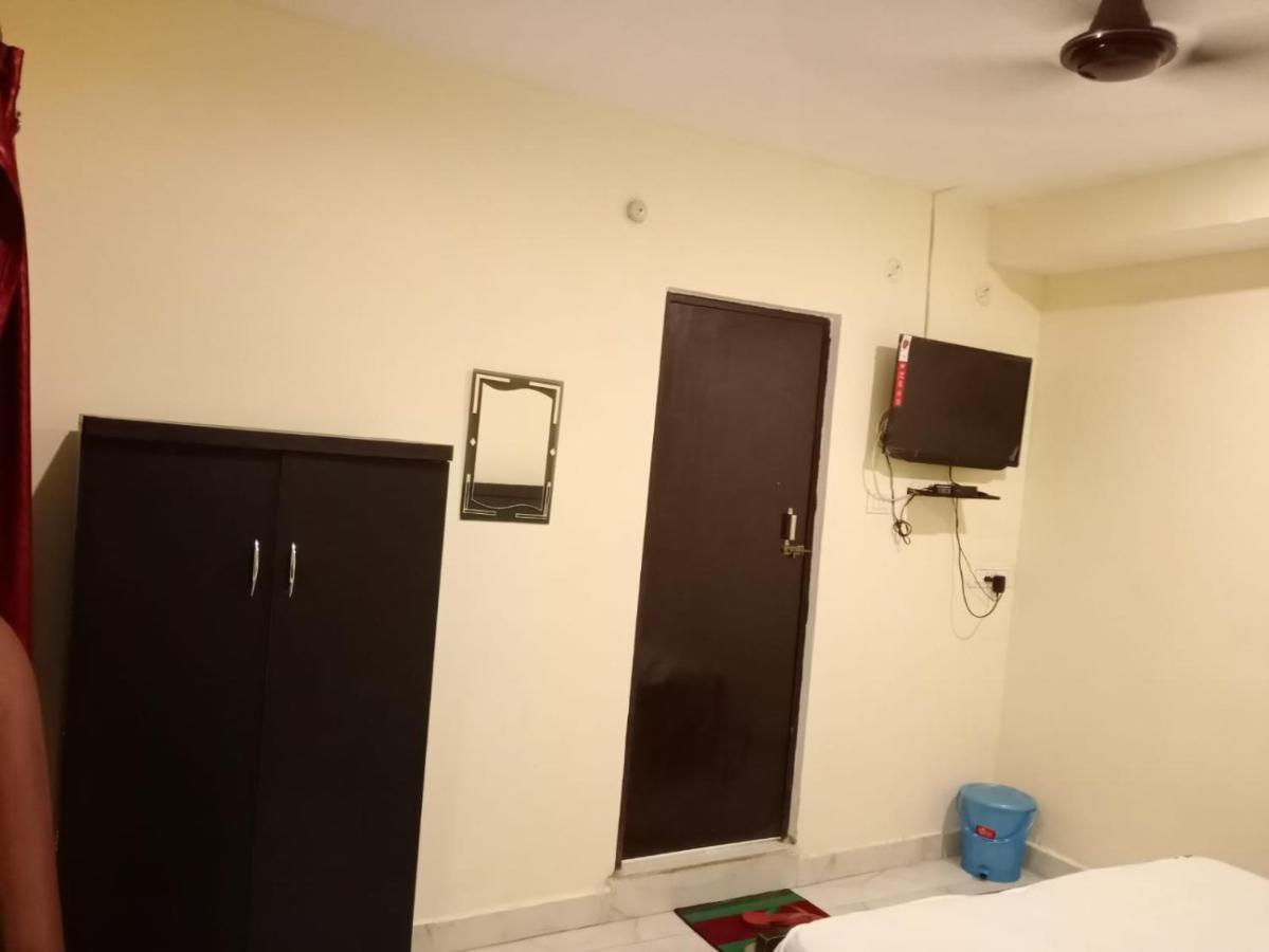 S S Hotel And Restaurant By Wb Economy Jaunpur Екстер'єр фото