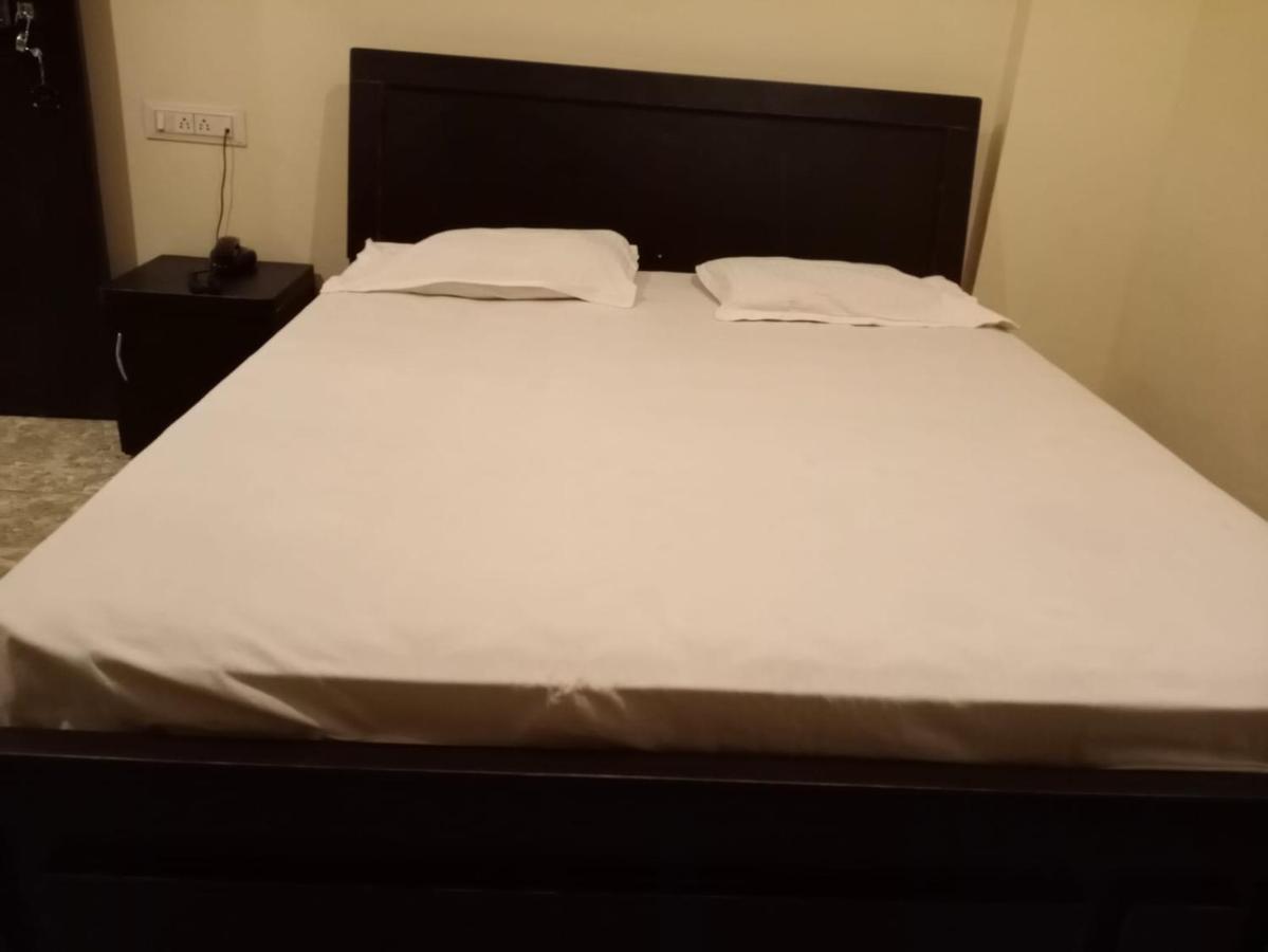 S S Hotel And Restaurant By Wb Economy Jaunpur Екстер'єр фото
