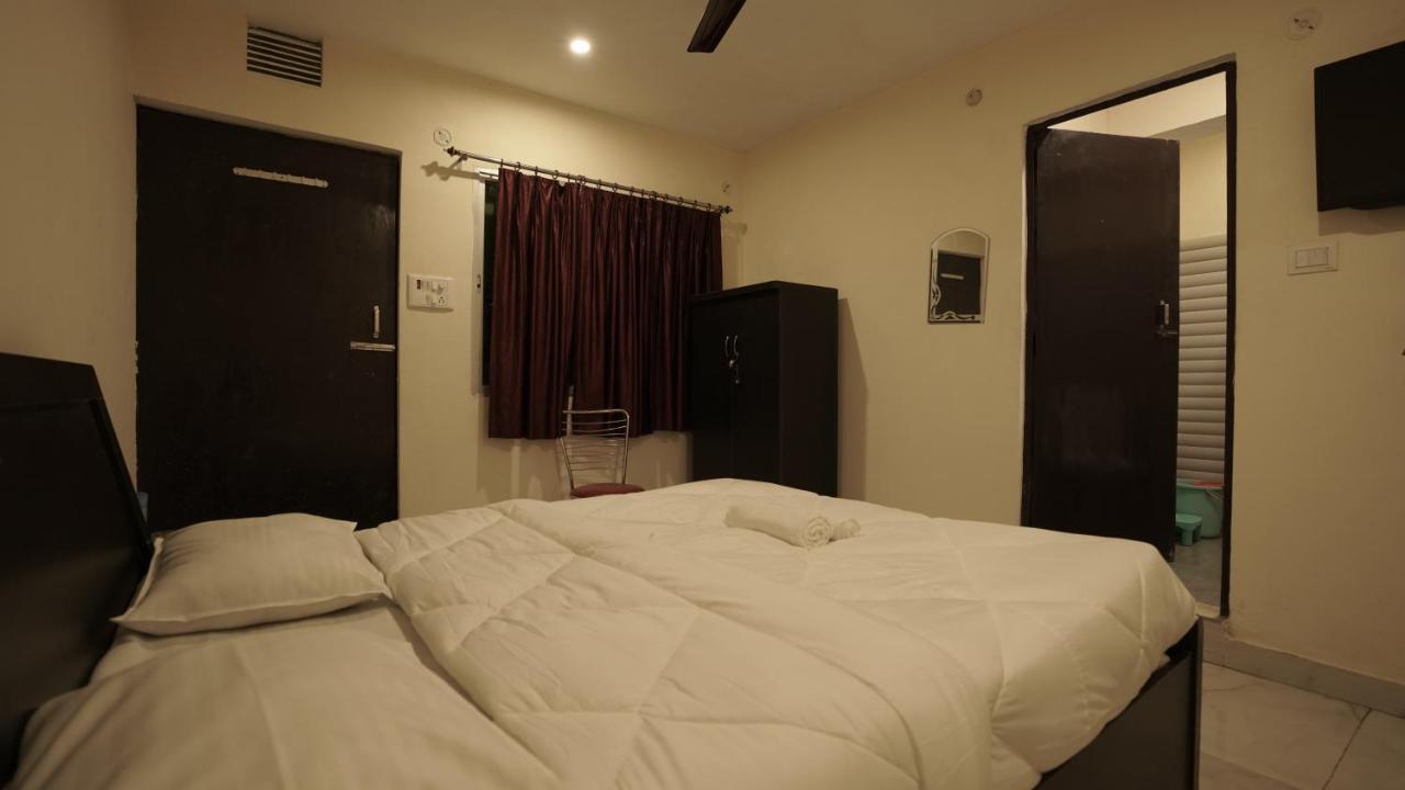 S S Hotel And Restaurant By Wb Economy Jaunpur Екстер'єр фото